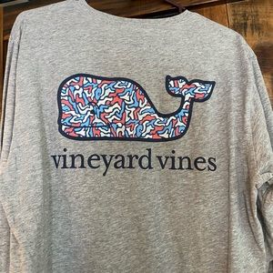 Vineyard Vines T